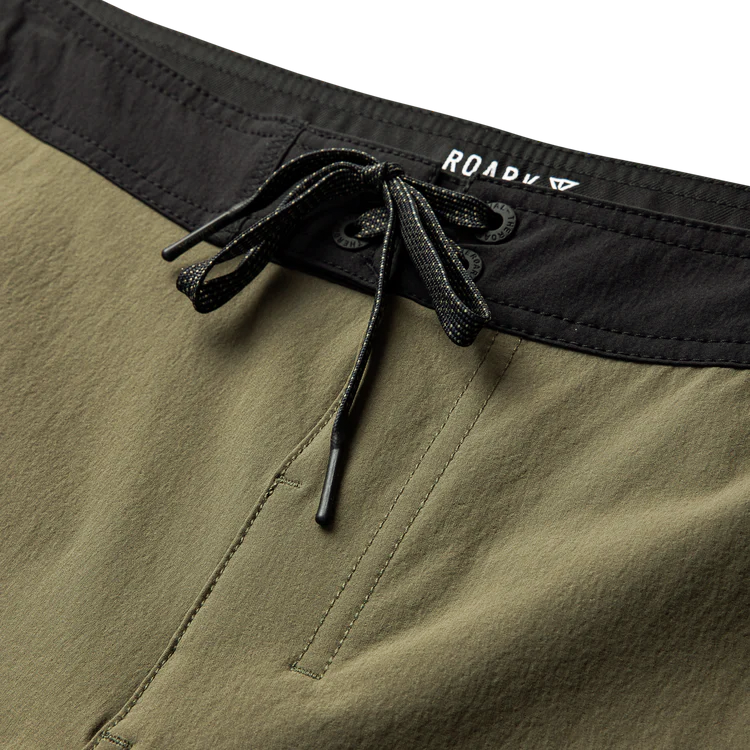 Passage Pro 18.5' Boardshorts - Militärisch