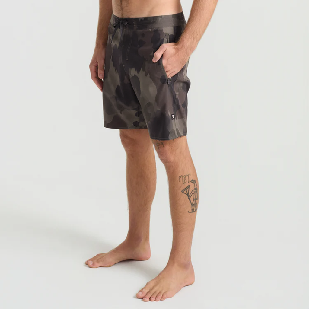 Venture Hybrid 18.5' Trunk - Camo
