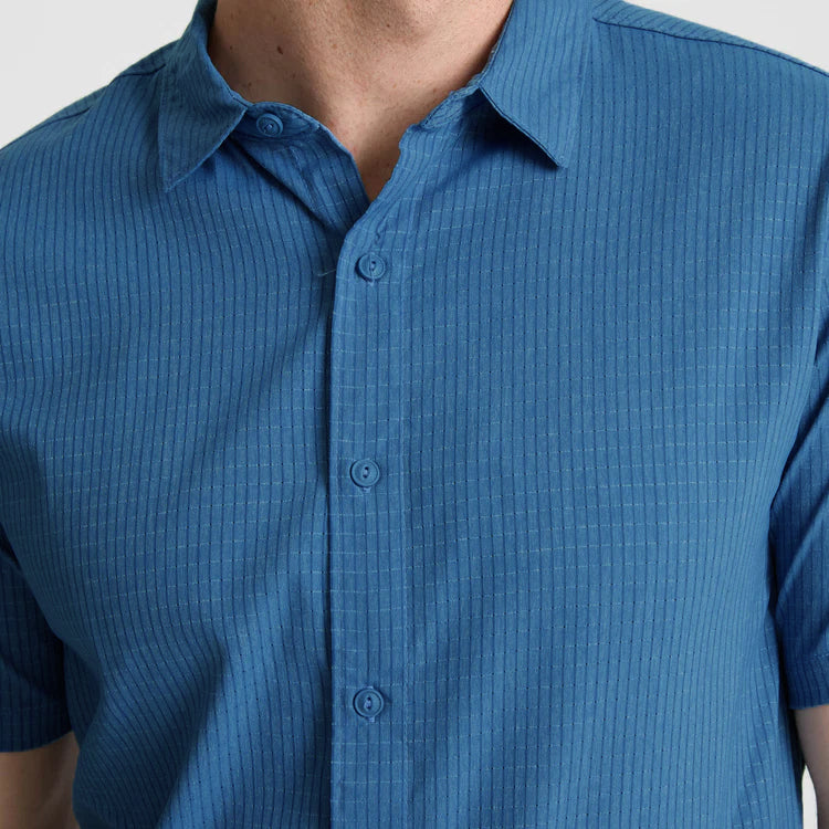 Bless Up Atmungsaktives Stretch-Shirt - Steel Blau